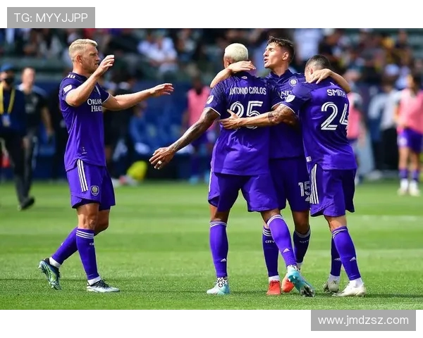 休斯敦对阵洛杉矶FC实时比分更新及赛况分析 休斯敦对阵洛杉矶FC实时比分更新及赛况分析