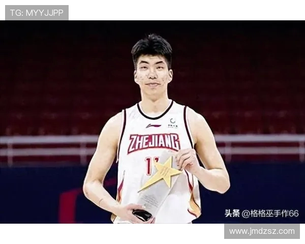 余嘉豪的成长之路与篮球梦想的追逐之旅