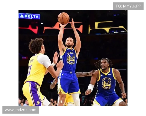 勇士队在对阵湖人的比赛中失利赛季前景堪忧球员状态需提升