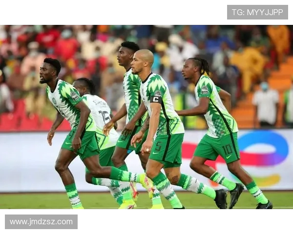 坦桑尼亚女子足球队与埃及队的激烈对决展现非洲足球魅力与实力