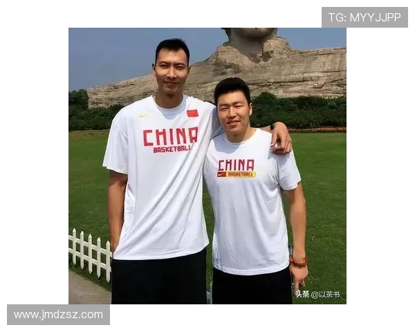 李根的篮球传奇:从青涩少年到职业巨星的奋斗之路 李根的篮球传奇:从青涩少年到职业巨星的奋斗之路