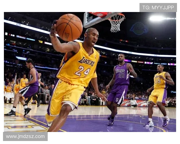 篮球公园对决卡特与科比谁才是传奇巨星的巅峰对抗之战 篮球公园对决卡特与科比谁才是传奇巨星的巅峰对抗之战