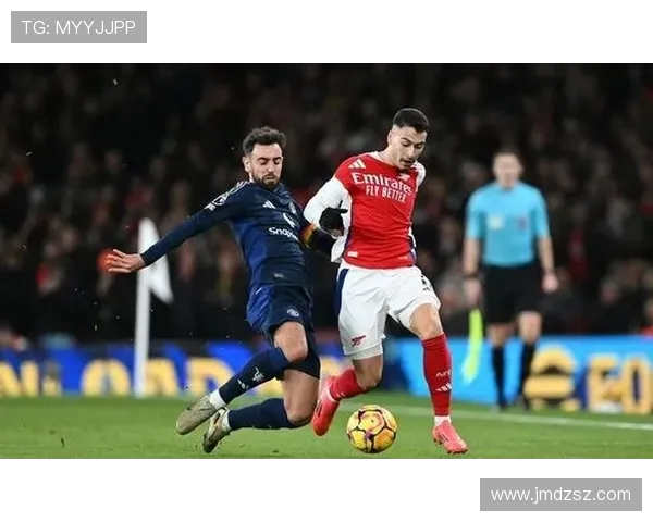 足总杯经典对决曼联与阿森纳再度交锋争夺荣誉之战 足总杯经典对决曼联与阿森纳再度交锋争夺荣誉之战
