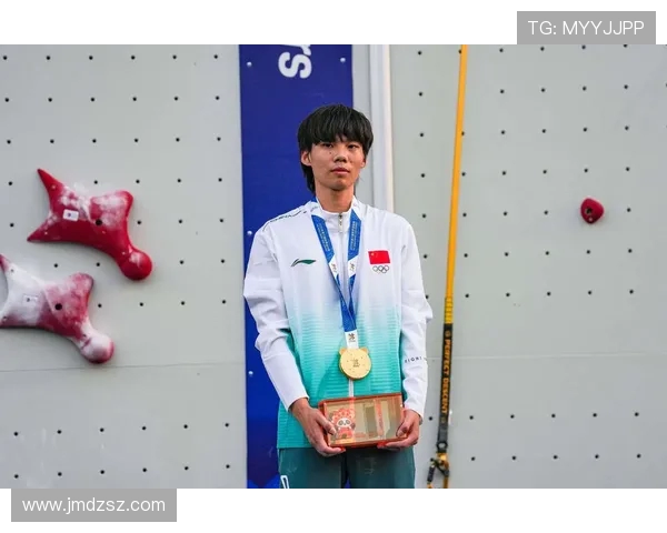 成都攀岩队在全国耐力排行榜中荣获第三名展现实力与潜力