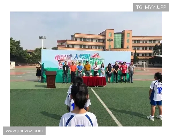深度对话杨丽探讨她的足球人生与成长历程 深度对话杨丽探讨她的足球人生与成长历程